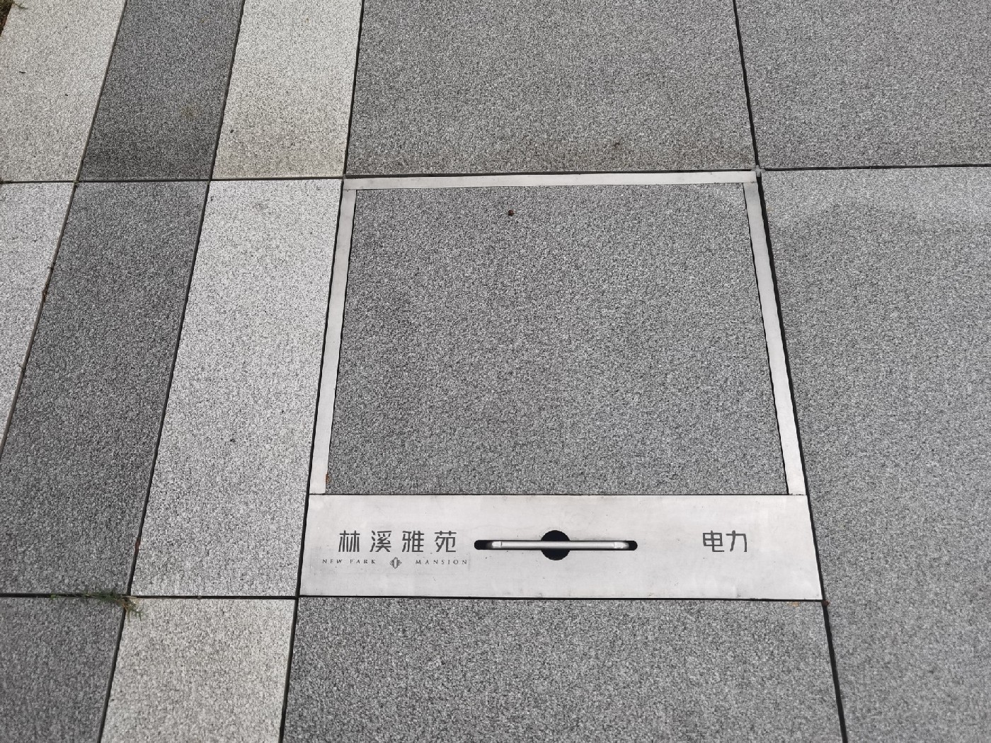 呼伦贝尔不锈钢隐形井盖