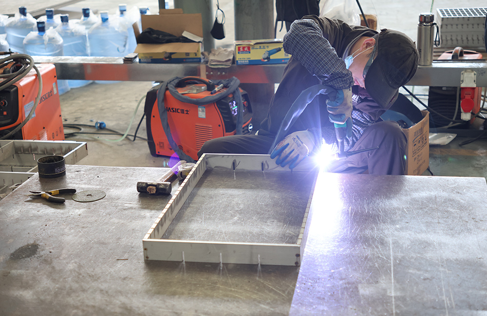 不锈钢井盖源头厂家