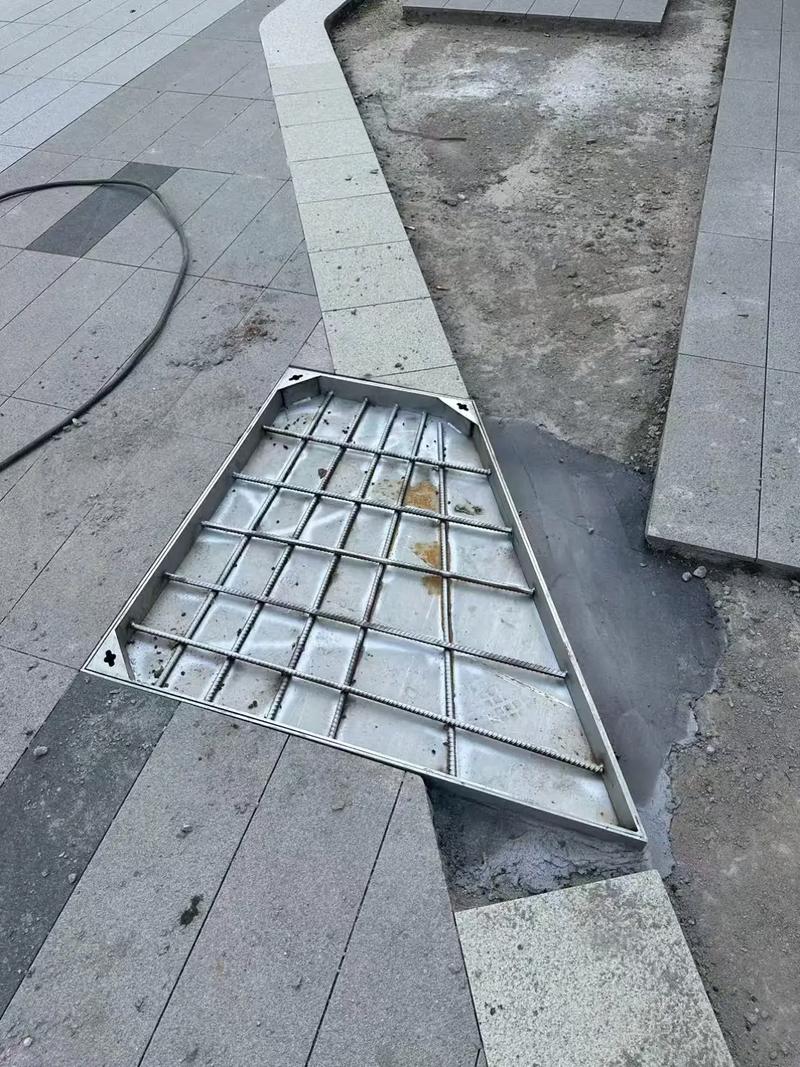深圳不锈钢井盖